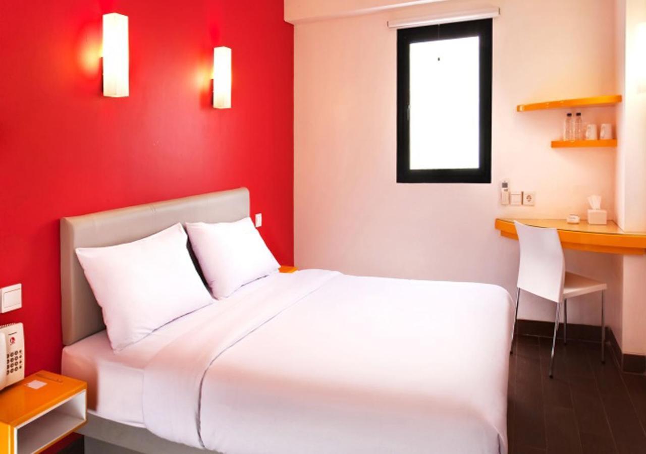 Amaris Hotel Ambon Zewnętrze zdjęcie