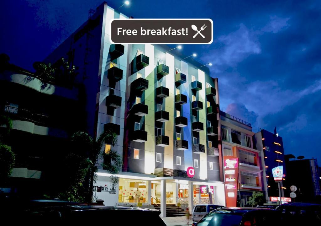 Amaris Hotel Ambon Zewnętrze zdjęcie